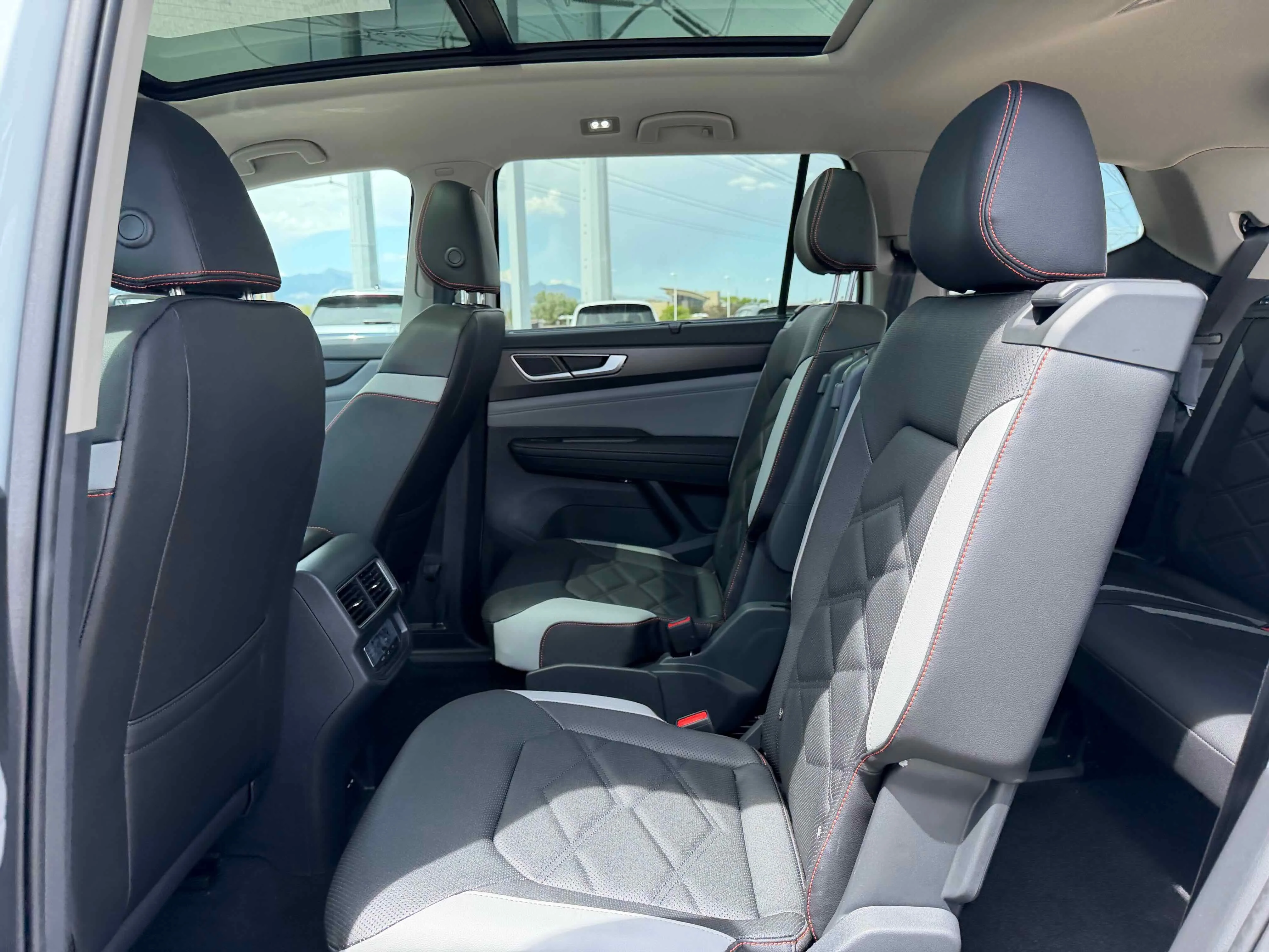 New 2026 Opal White Volkswagen 2.0T Peak Edition image 28