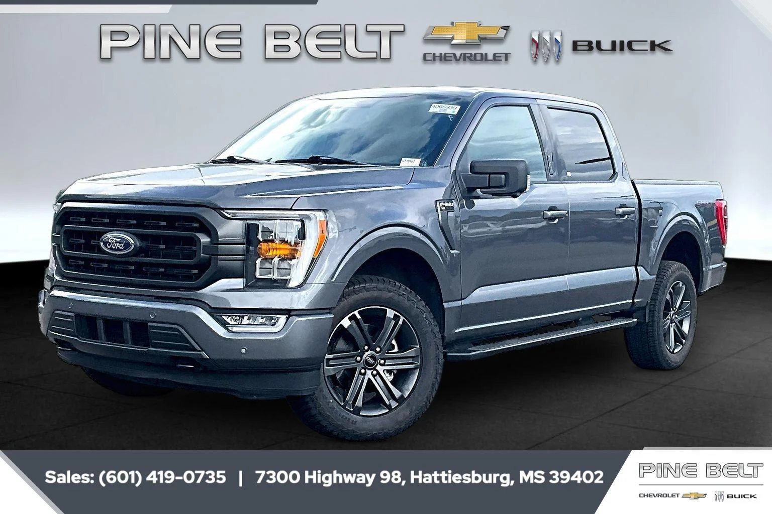 Used 2023 Carbonized Gray Ford XLT image 11