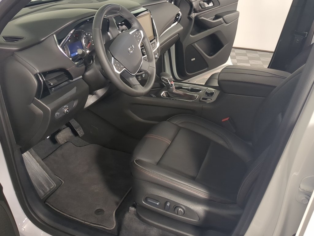 2023 Chevrolet Traverse RS - Photo 12