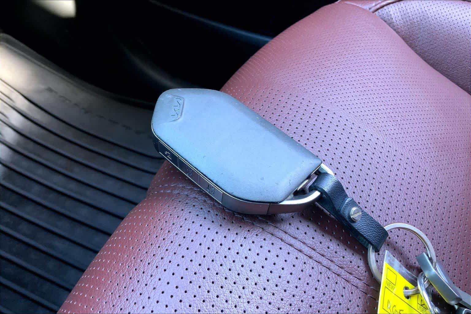 Used 2024 Gravity Gray Kia EX image 14
