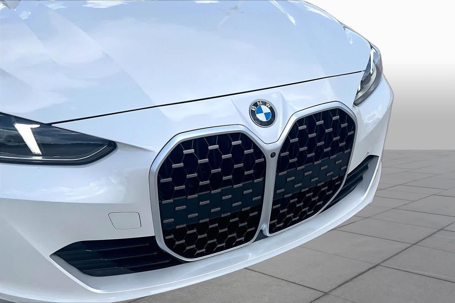 Used 2026 Mineral White Metallic BMW 430i image 28