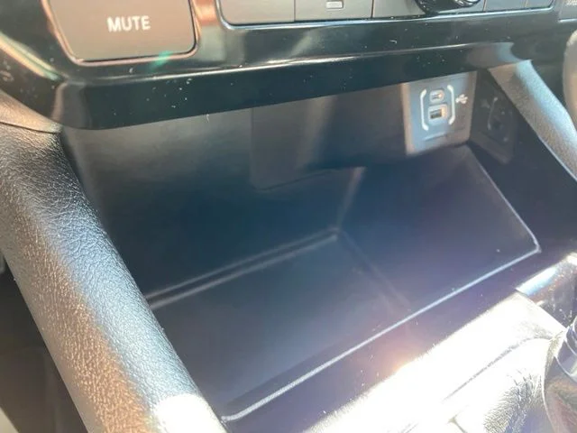 Used 2023 Gray Jeep Limited image 17