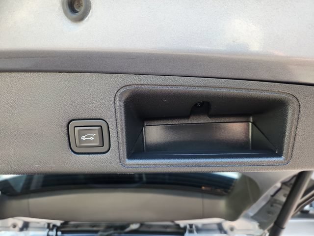 Used 2019 SATIN STEEL METALLIC GMC SLE image 36