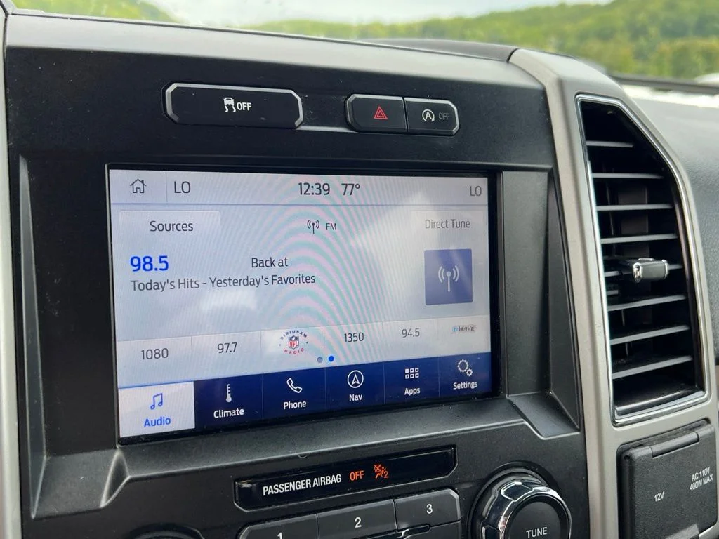 Used 2019 Black Metallic Ford Lariat image 25