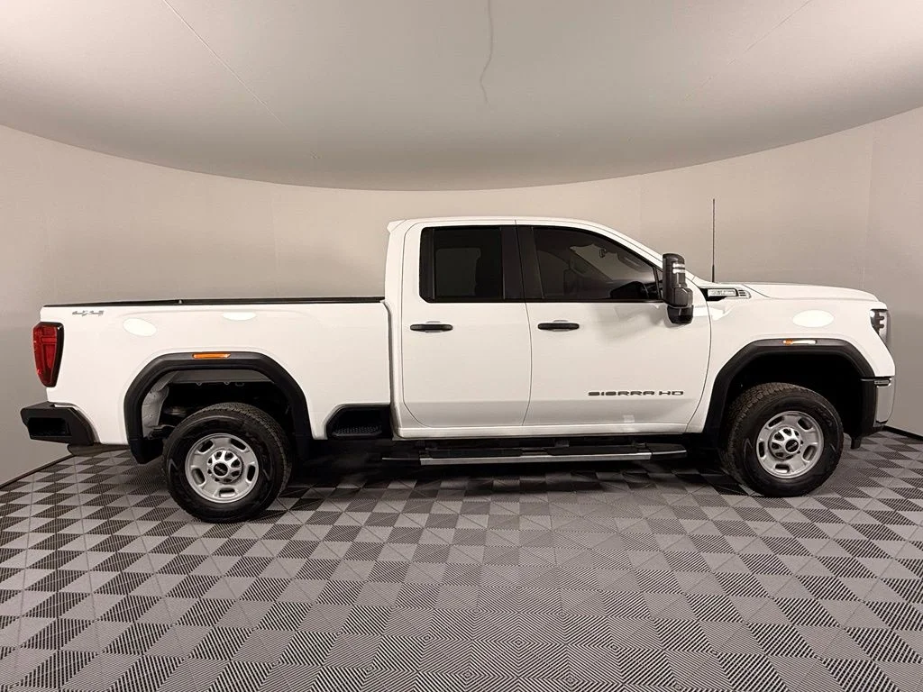 Used 2025 White GMC Pro image 11