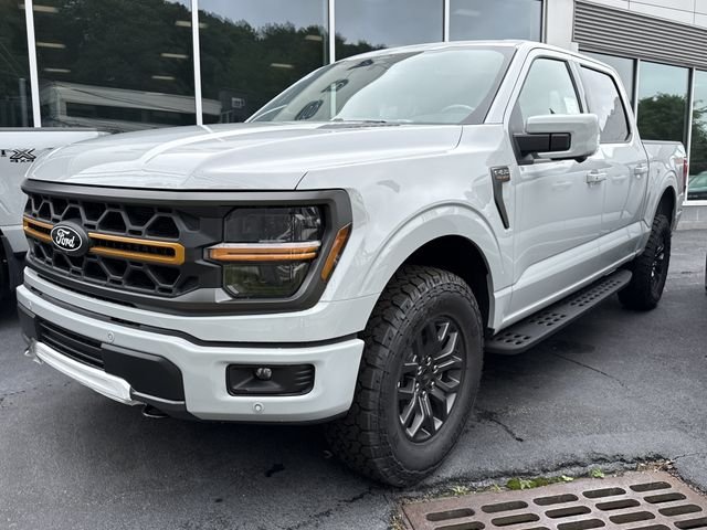New 2026 White Ford Tremor image 9