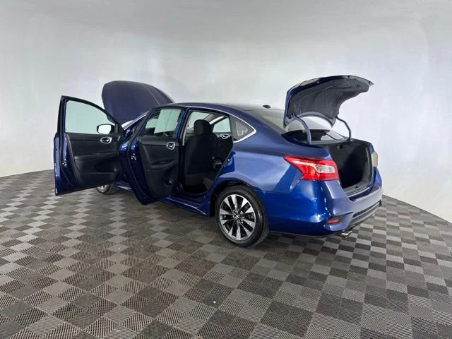 Used 2018 Blue Nissan SR image 16