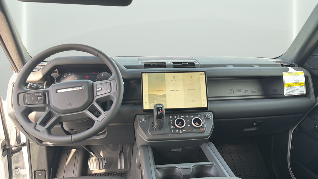New 2026 Fuji White Land Rover X-Dynamic SE image 19