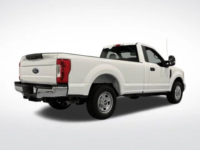Used 2017 White Ford XL image 9
