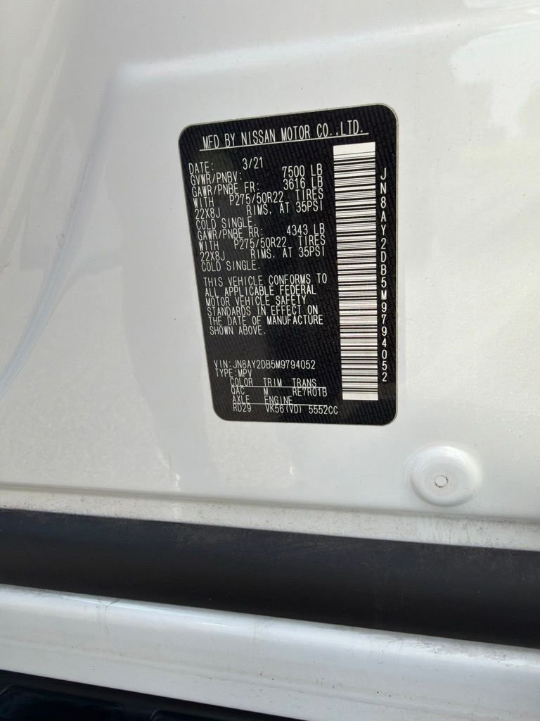 Used 2021 White Nissan Platinum image 12