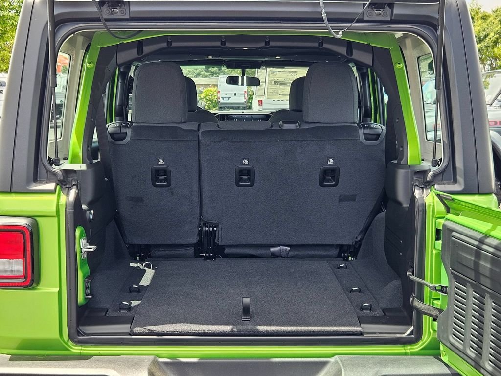 New 2026 Mojito Clearcoat Jeep Sport image 29