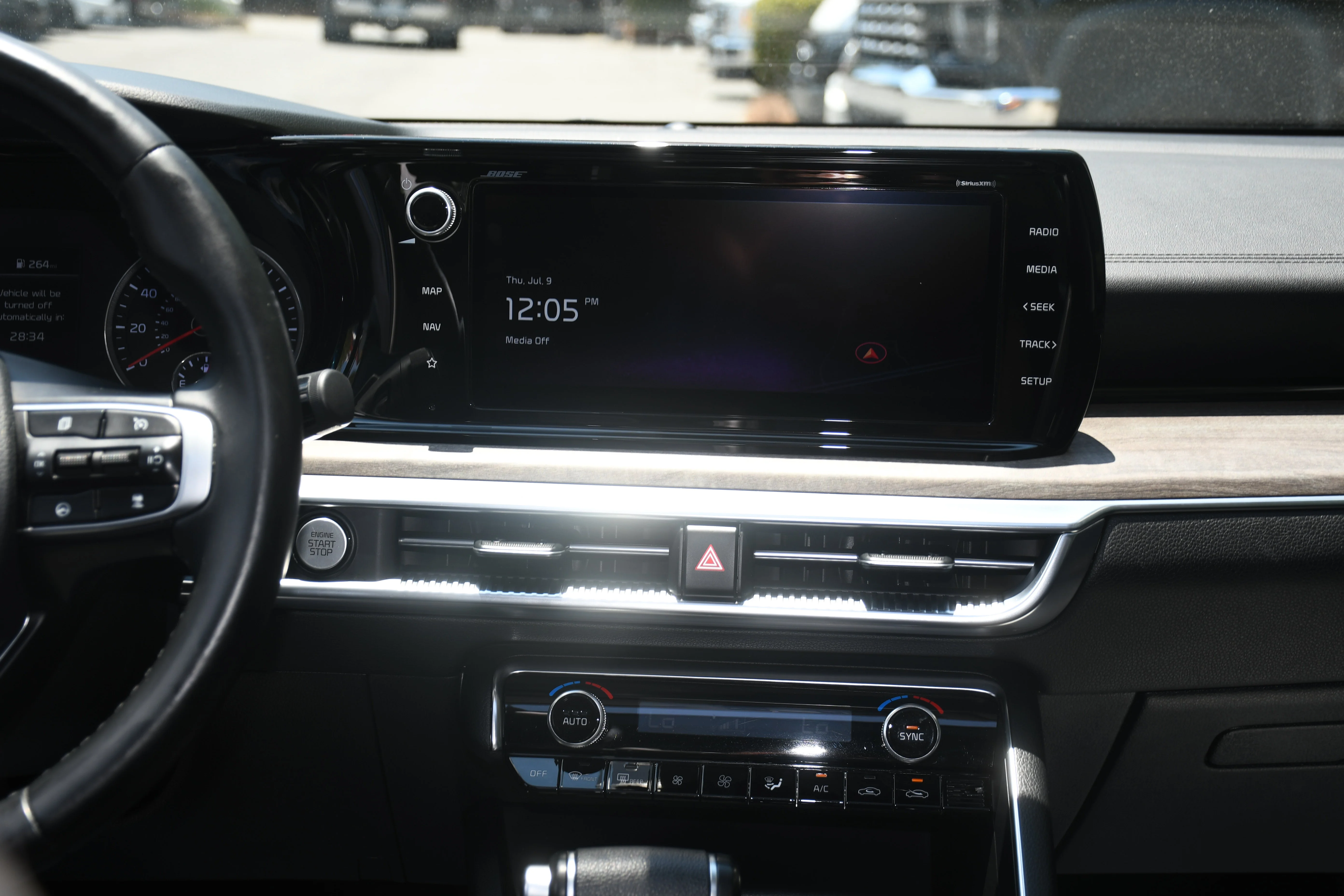 Used 2022 Blue Kia EX image 18