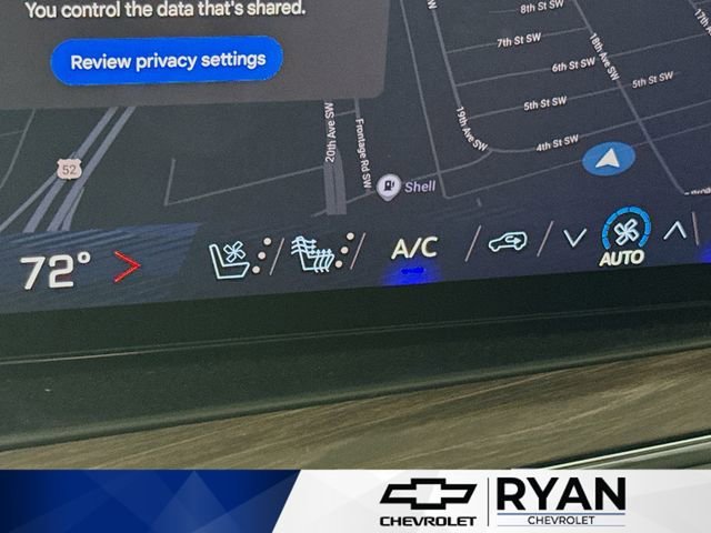 2026 Chevrolet Suburban Premier - Photo 21