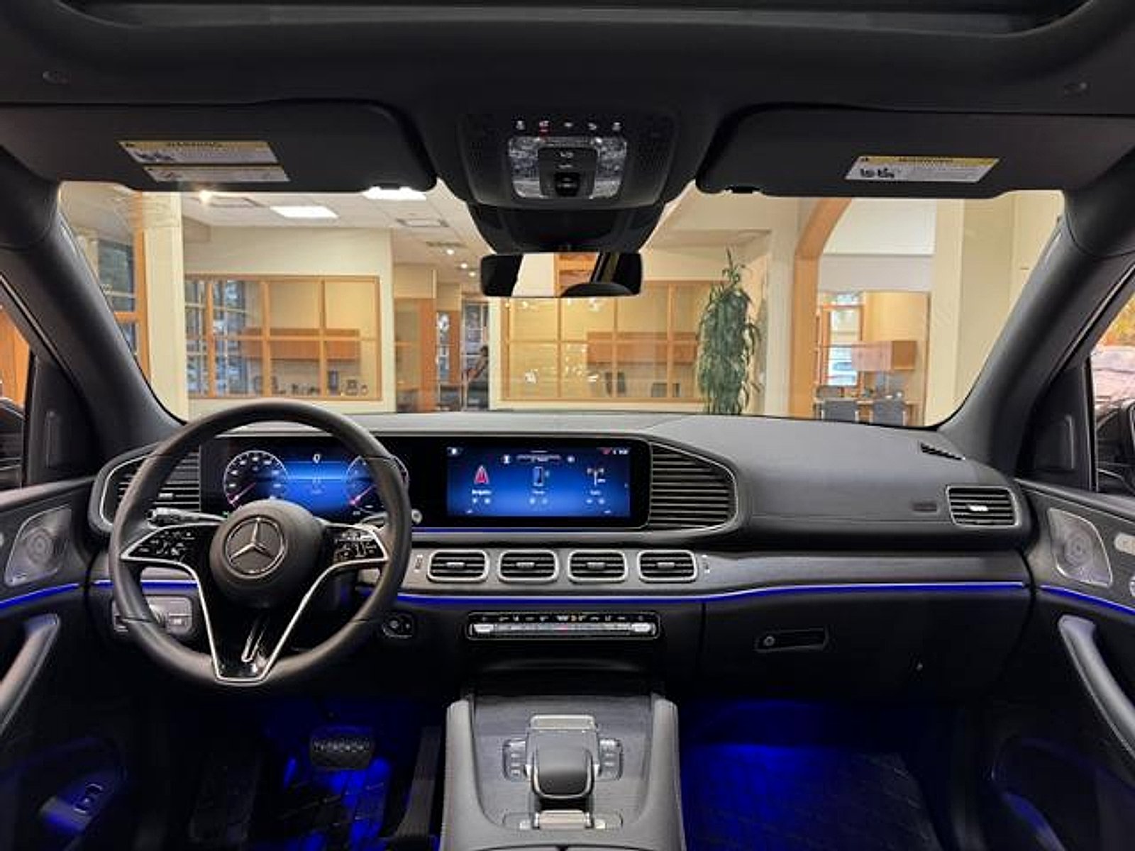 Certified Used 2025 Obsidian Black Metallic Mercedes-Benz GLS 450 image 9