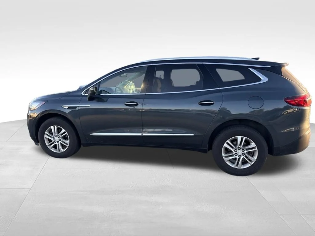 Used 2018 Gray Buick Essence image 2