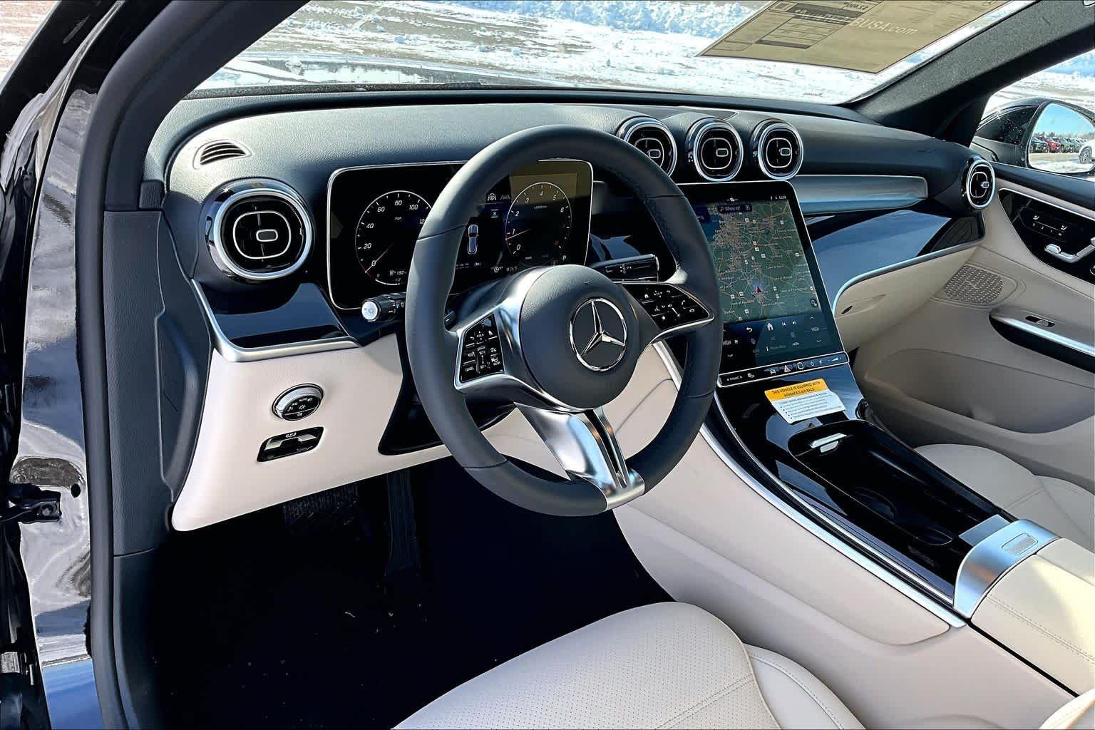 New 2026 040/Black Mercedes-Benz GLC 300 image 10