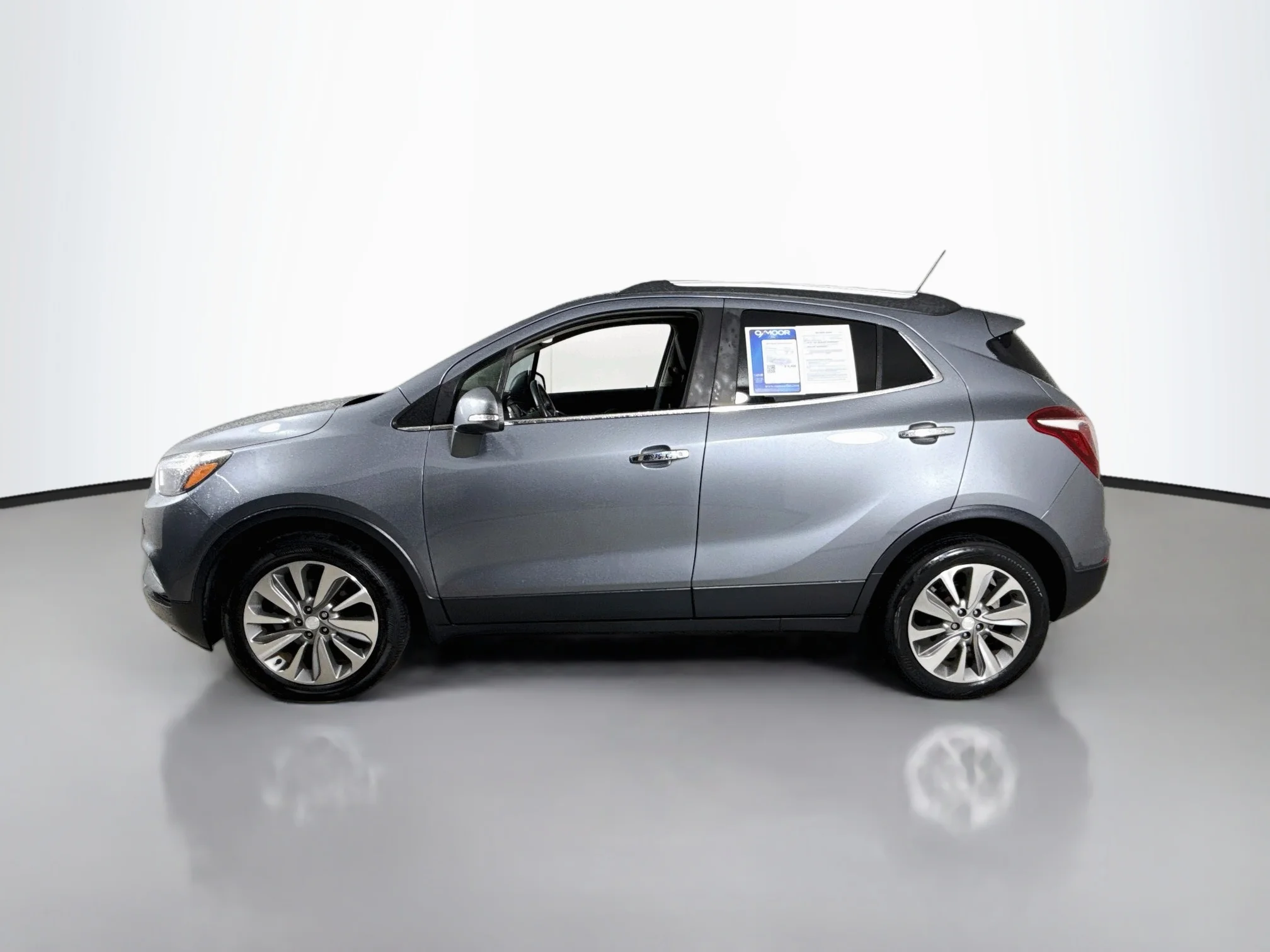 Used 2019 Gray Buick Preferred image 8