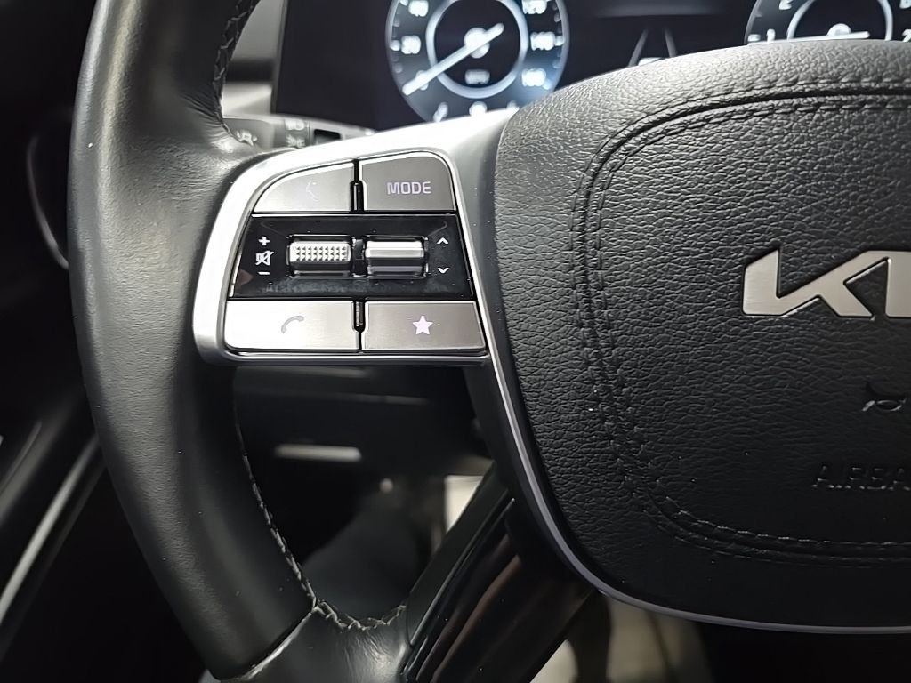 Used 2023 Silver Kia SX-Prestige X-Line image 20