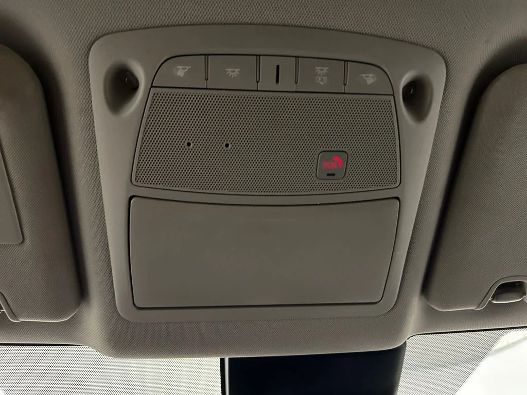 Used 2019 Gray Nissan SL image 29