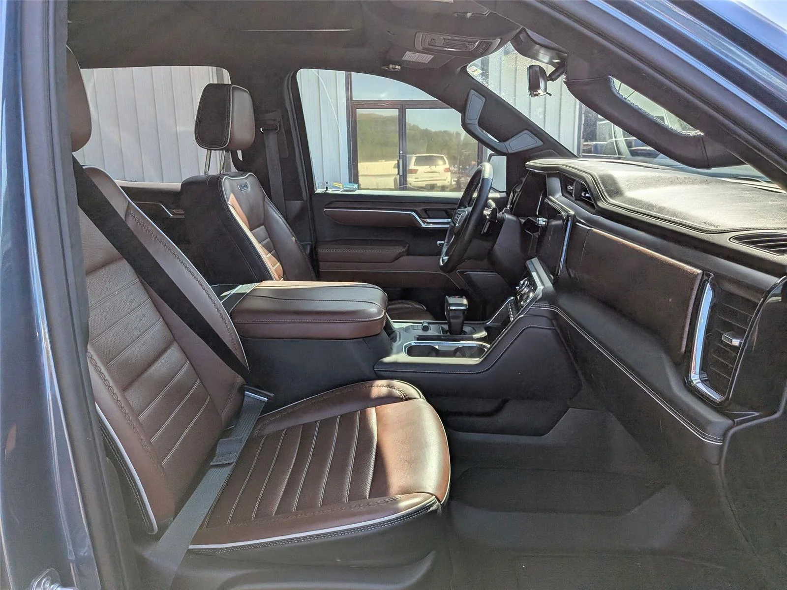 Used 2025 Downpour Metallic GMC Denali Ultimate image 39