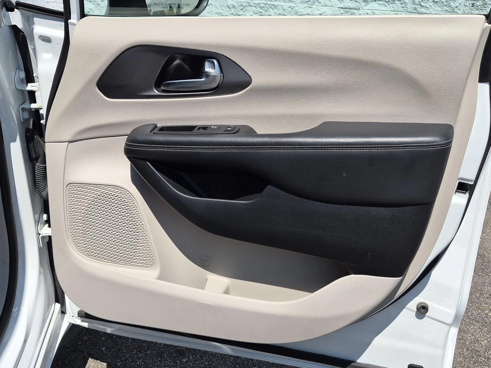 Used 2023 Bright White Clearcoat Chrysler Hybrid Touring L image 35