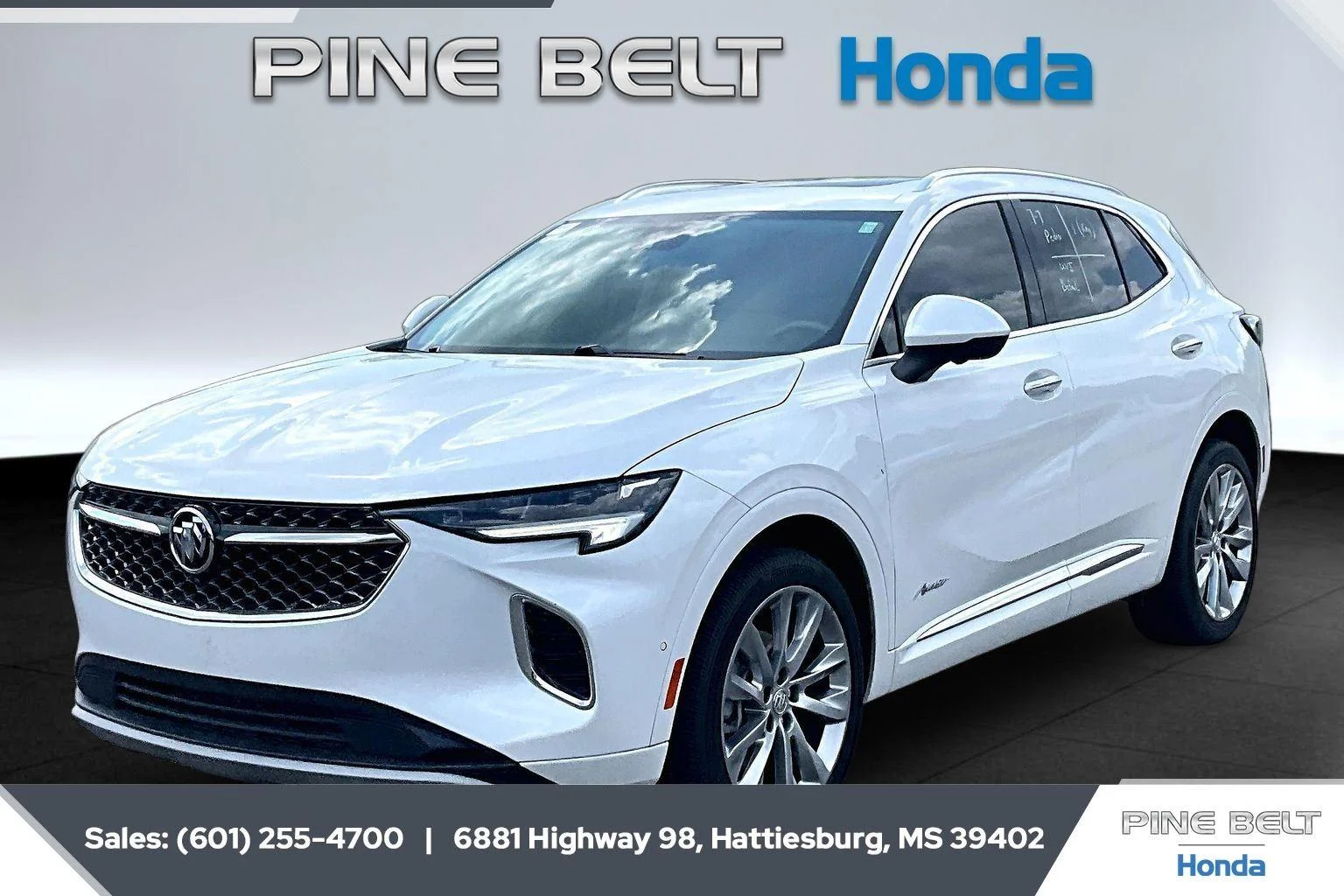 Used 2023 White Frost Tricoat Buick Avenir image 1