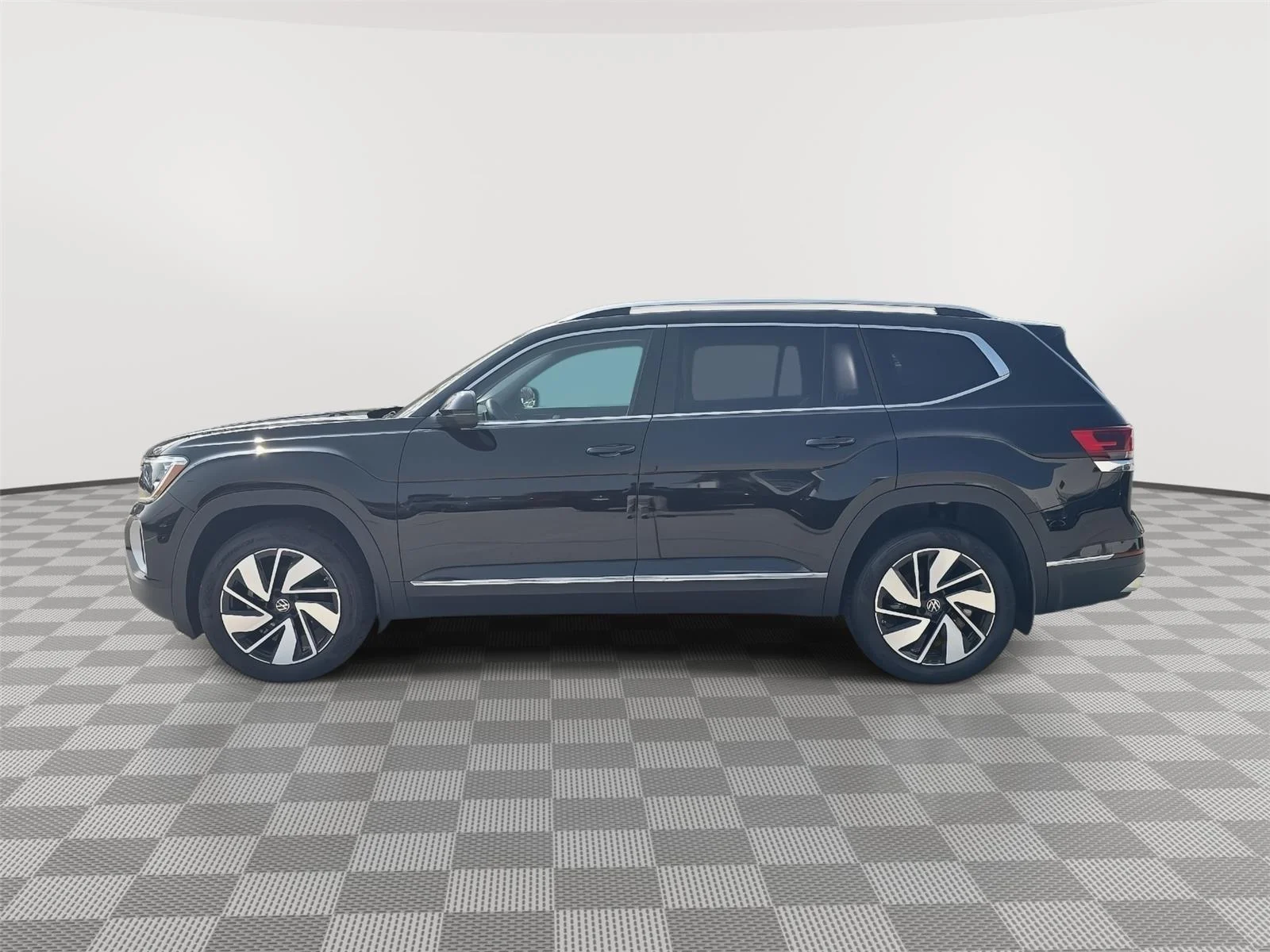 New 2026 Deep Black Pearl Volkswagen 2.0T SEL image 5