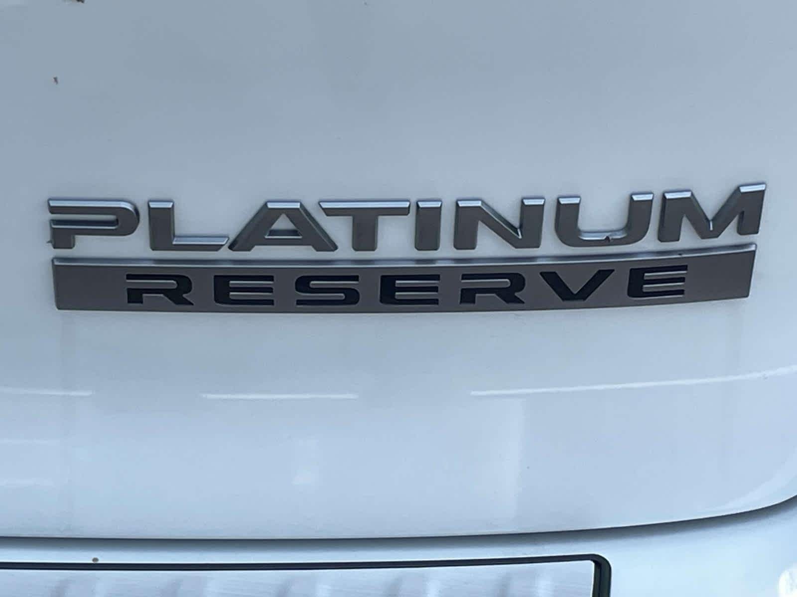 New 2026 Everest White Pearl Tricoat/Super Black Nissan Platinum Reserve image 14