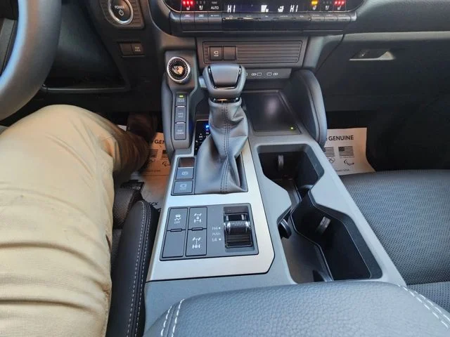 Used 2025 Underground Toyota Base image 12