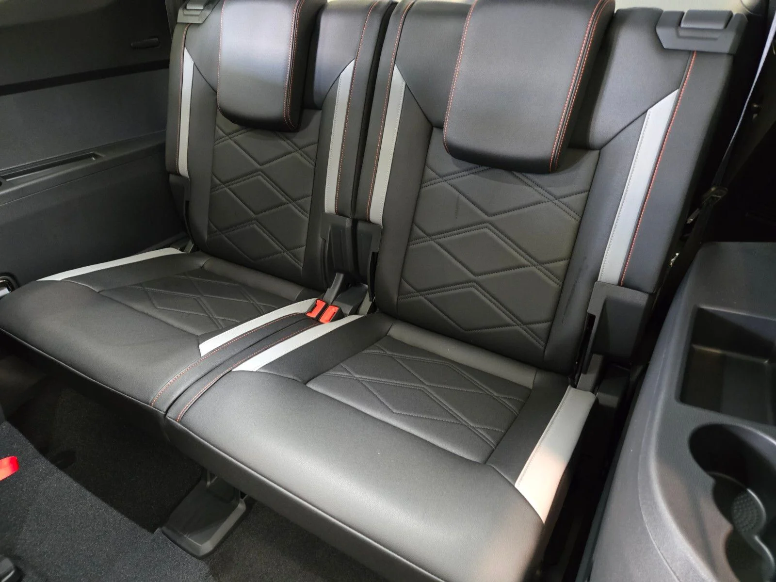 New 2026 Gray Volkswagen 2.0T Peak Edition image 9