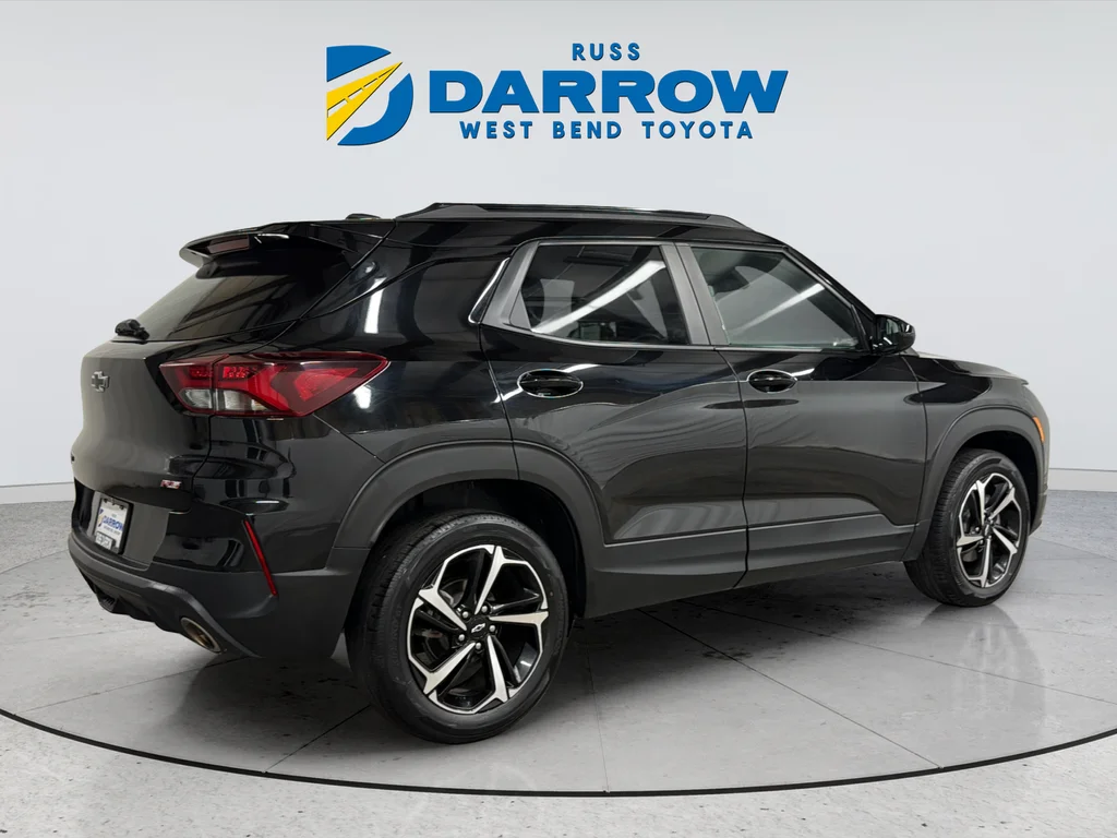 Used 2022 Black Chevrolet RS image 5