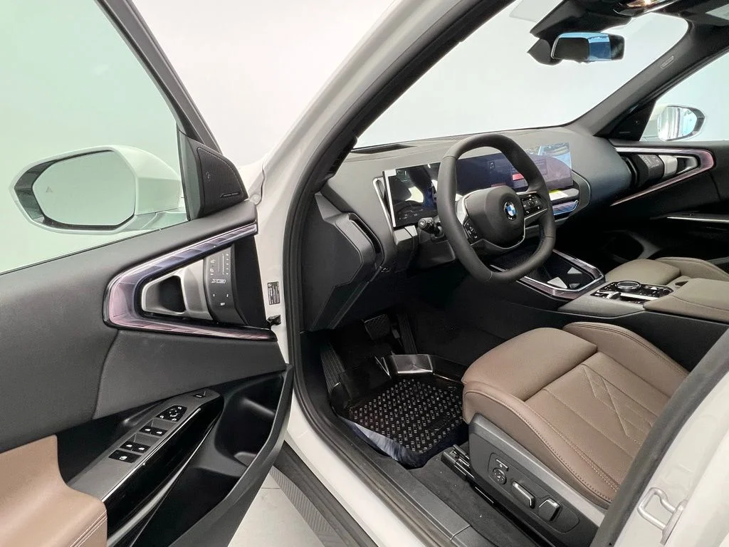New 2026 Alpine White BMW 30 xDrive image 20