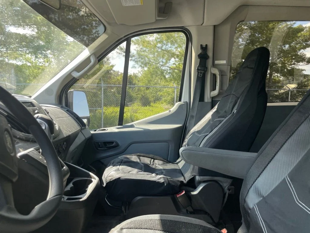 Used 2015 White Ford XL image 18