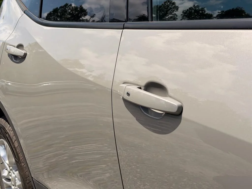 Used 2021 Gray Chevrolet LT image 13