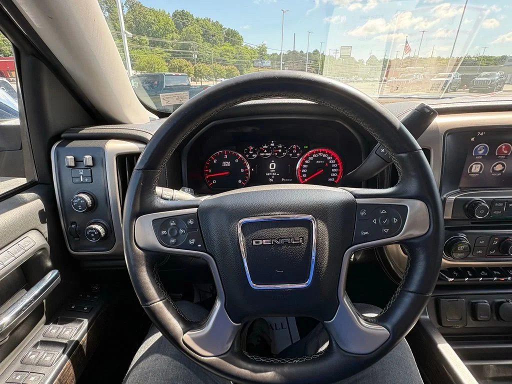 Used 2015 IRIDIUM METALLIC GMC Denali image 11