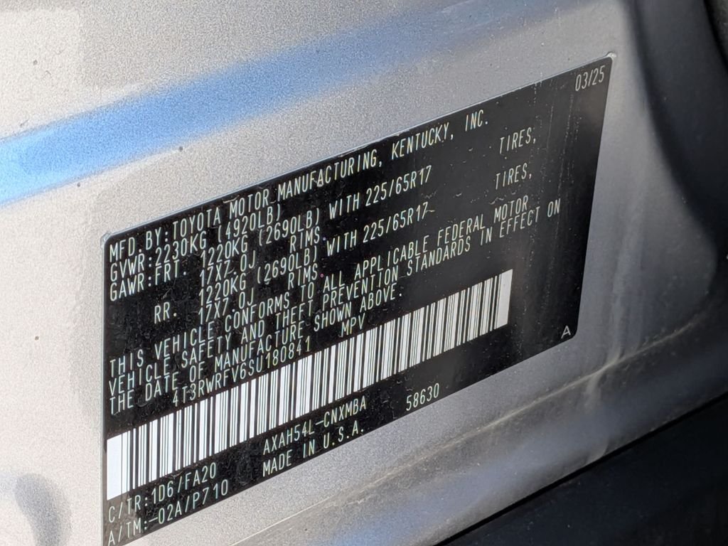 Certified Used 2025 Silver Toyota XLE image 33