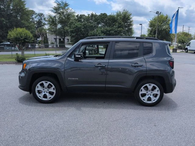Used 2022 Gray Jeep Limited image 6