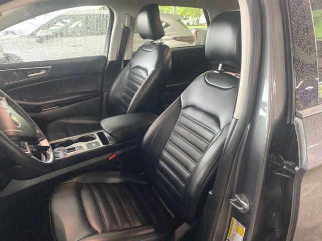 Used 2022 Gray Ford SEL image 11
