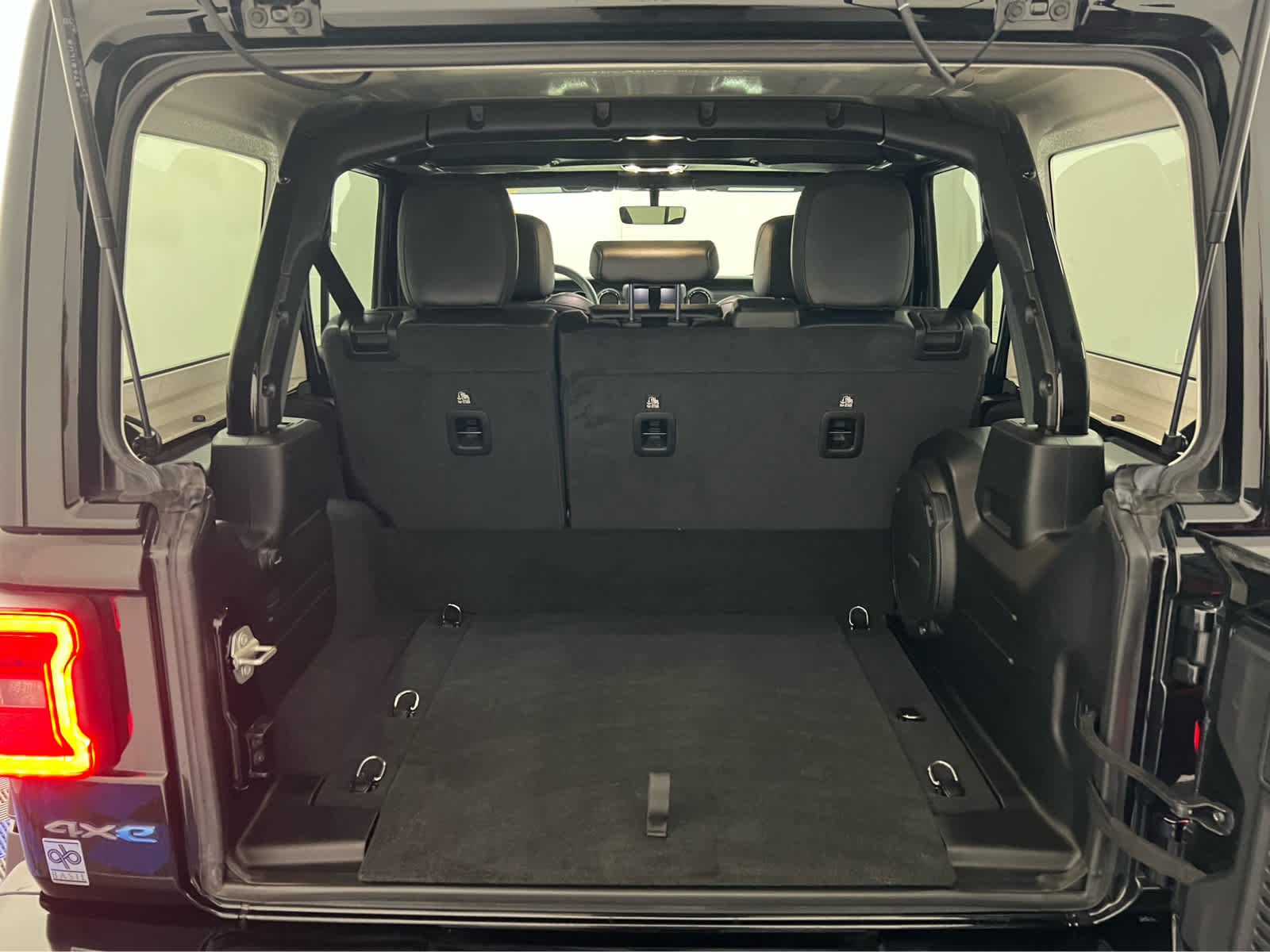 Used 2023 Black Clearcoat Jeep Sahara High Altitude image 16