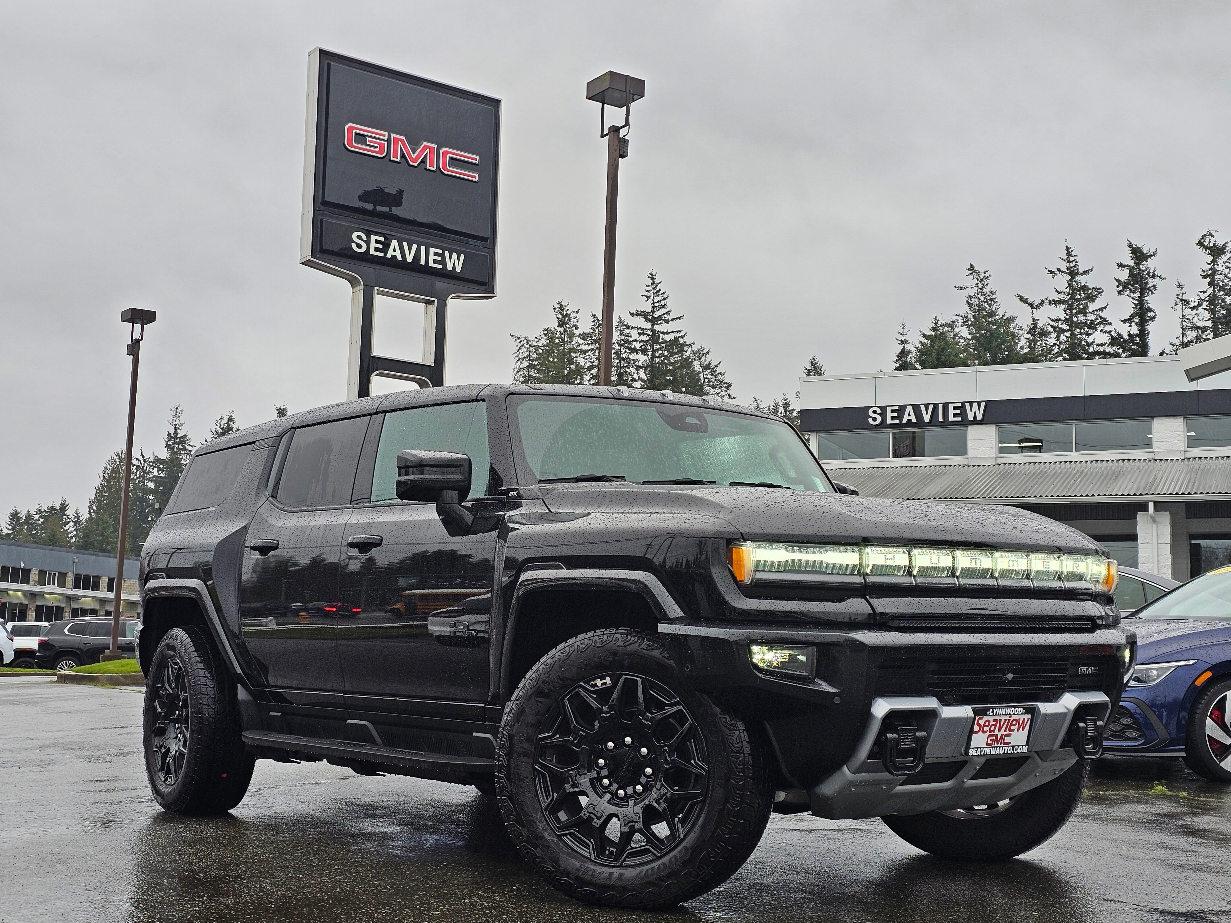 2026 GMC Hummer EV 2X SUV's photo