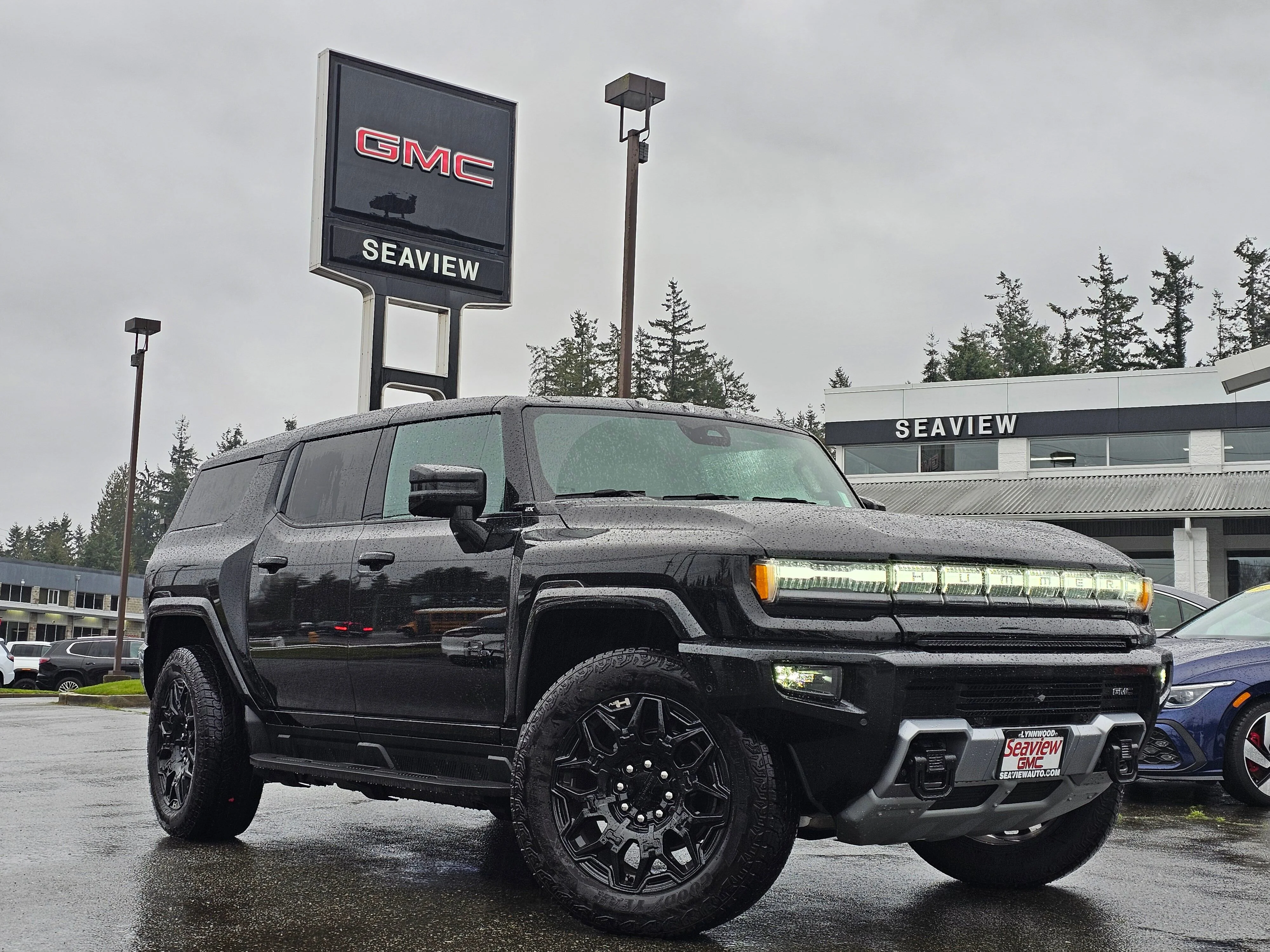 2026 GMC Hummer EV 2X SUV's photo