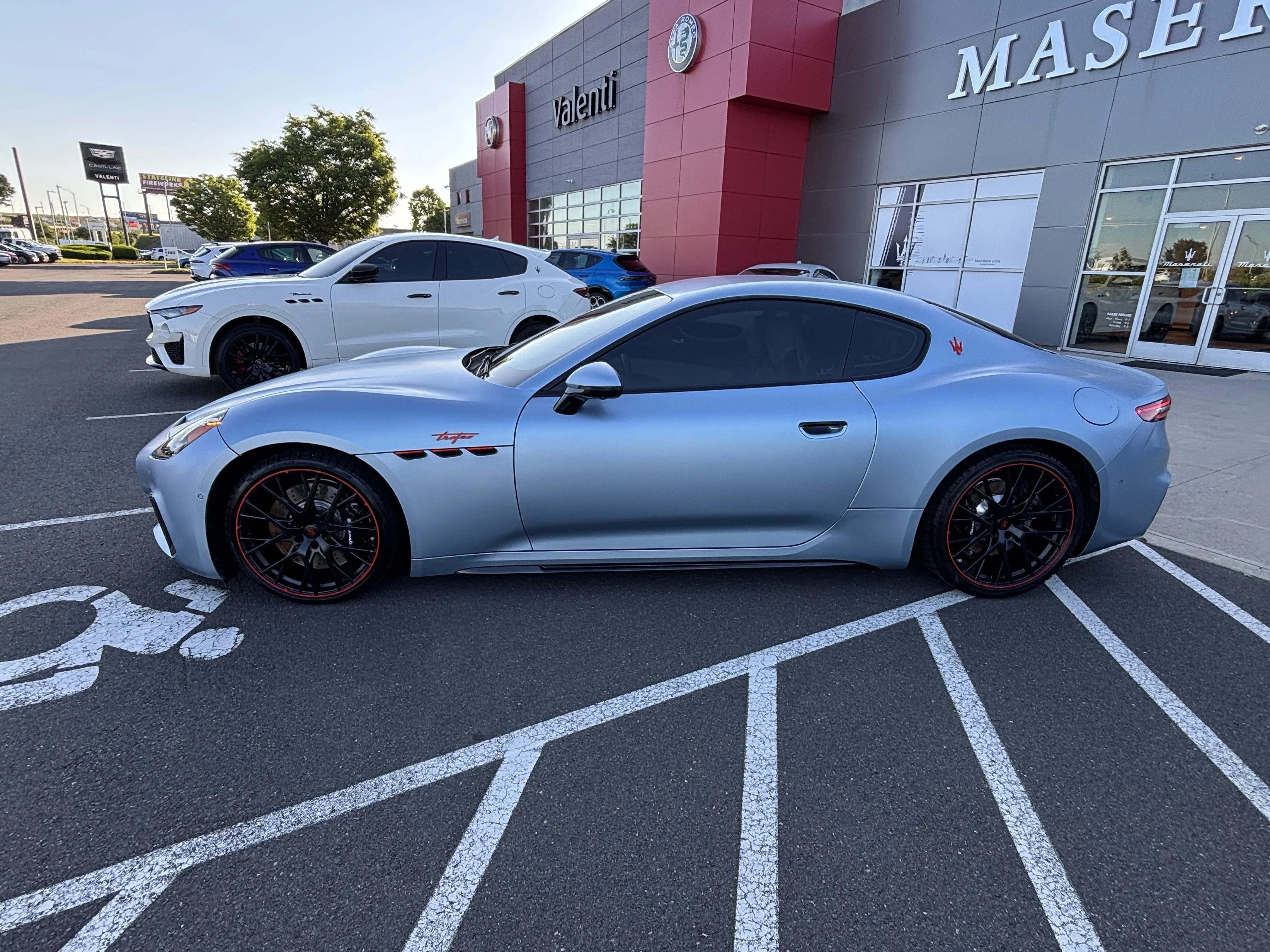 Certified Used 2024 Grigio Lamiera Matte Maserati Trofeo image 5