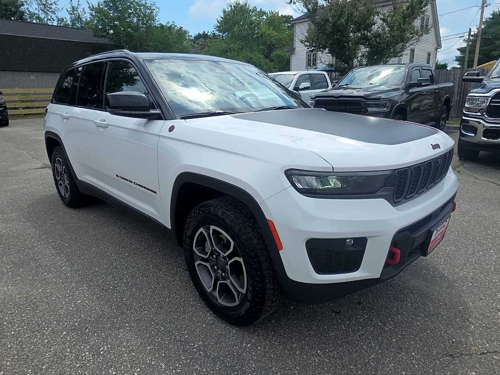 Used 2022 Bright White Clearcoat Jeep Trailhawk 4x4 image 7