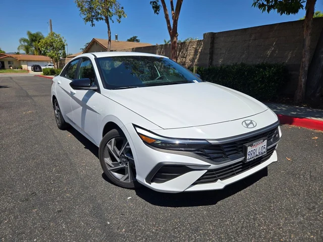 2025 Hyundai Elantra Hybrid SEL Sport