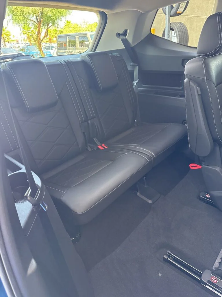 New 2026 Blue Volkswagen 2.0T SE w/Technology image 7