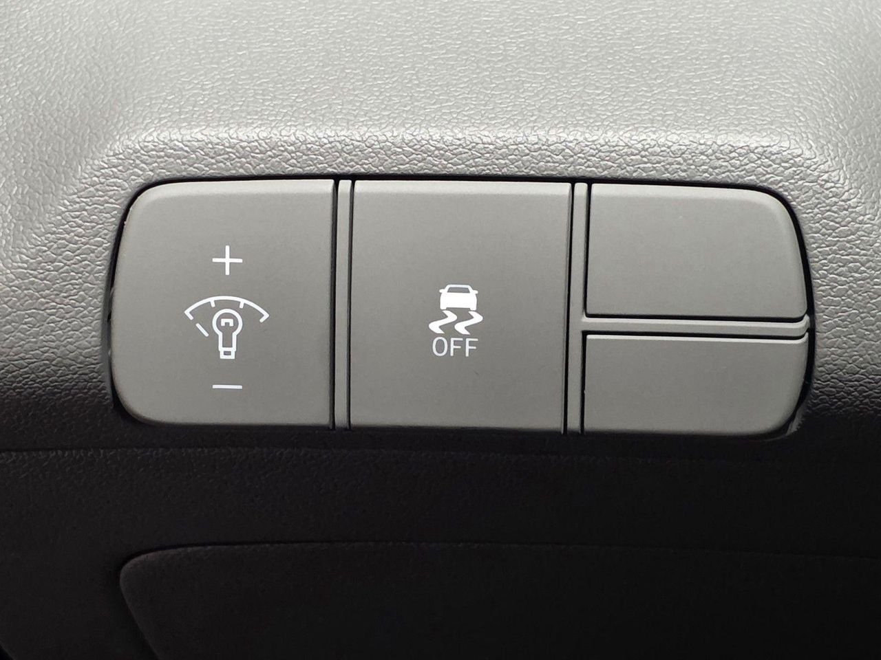 New 2026 Abyss Black Hyundai SEL Sport image 33