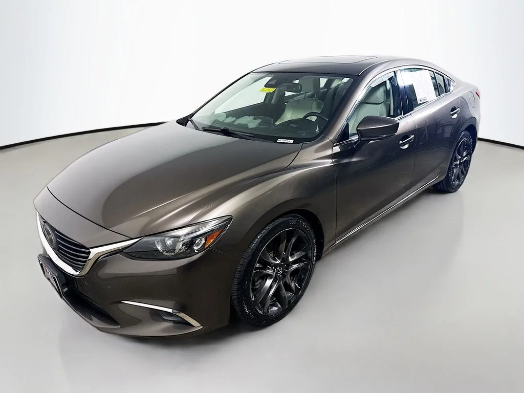 Used 2017 Titanium Flash Mica Mazda Grand Touring image 3