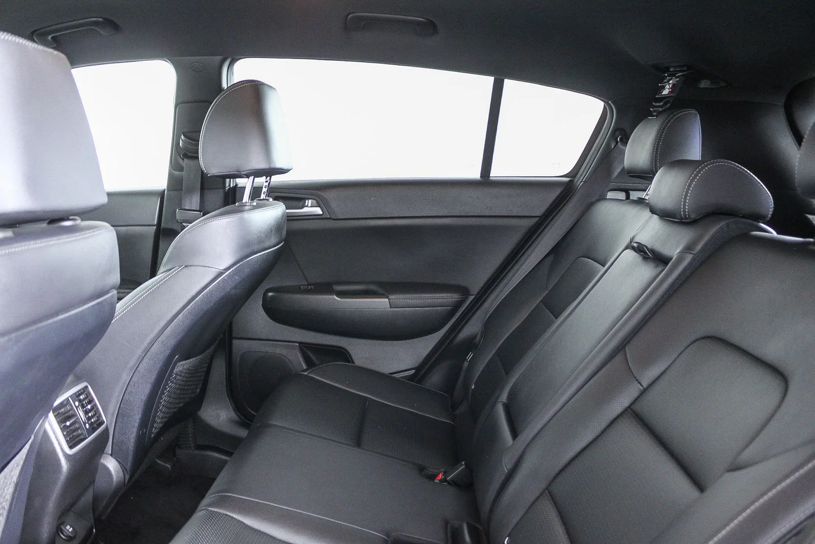 Used 2020 Blue Kia S image 19