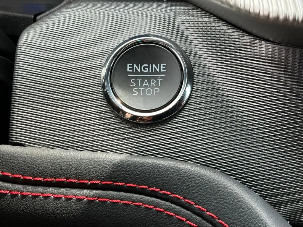 Used 2025 Gray Ford ST-Line image 34