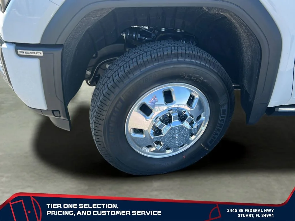 New 2026 Summit White GMC Denali DRW image 10